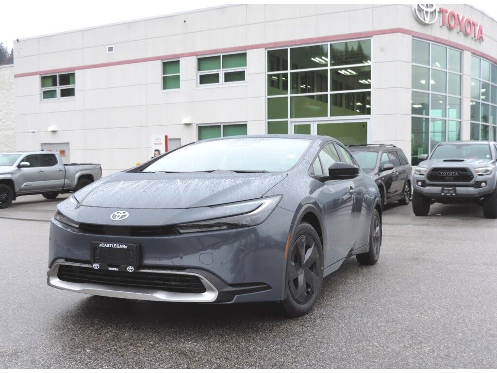 2026 Toyota Prius Plug-In Hybrid SE FWD