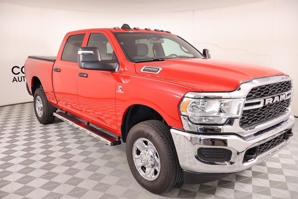 2024 RAM 2500 Tradesman Crew Cab 4WD