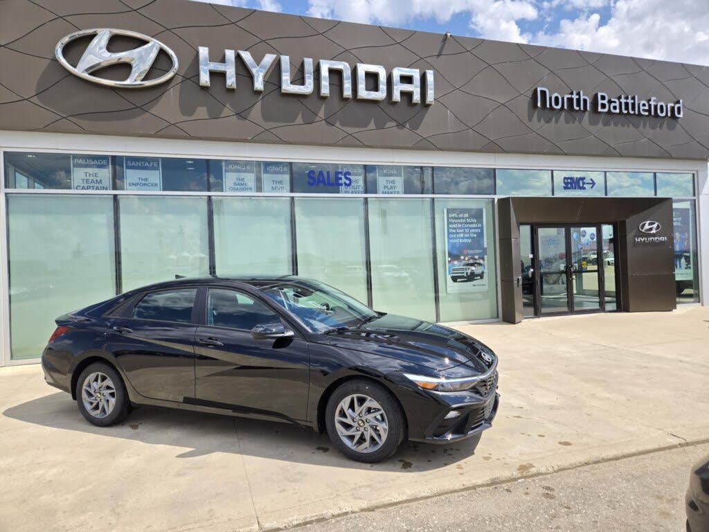 2025 Hyundai Elantra Preferred FWD