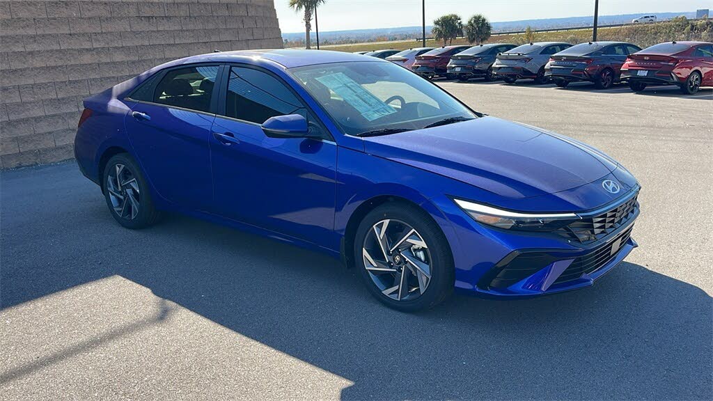 2026 Hyundai Elantra Limited FWD