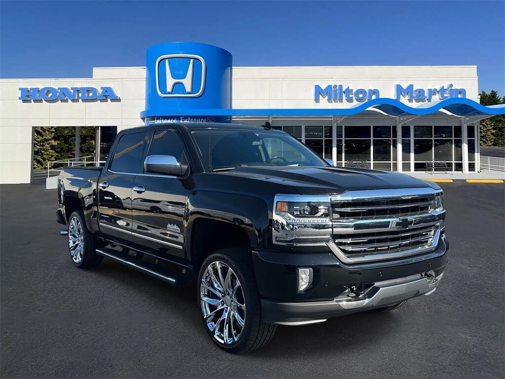 2018 Chevrolet Silverado 1500 High Country Crew Cab 4WD