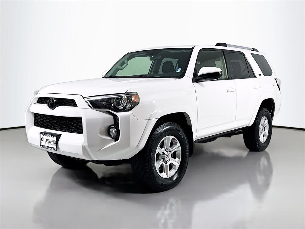 2019 Toyota 4Runner SR5 4WD
