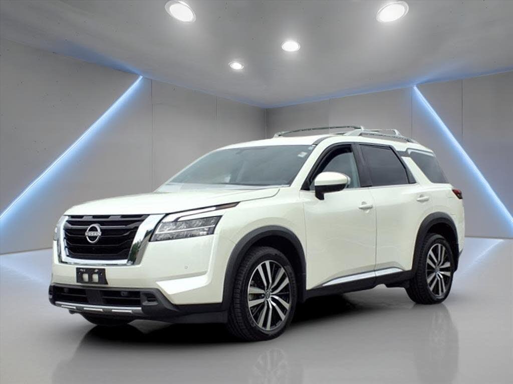 2023 Nissan Pathfinder Platinum 4WD