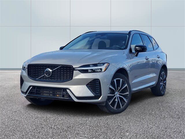 2023 Volvo XC60 Recharge T8 Ultimate Dark Theme eAWD