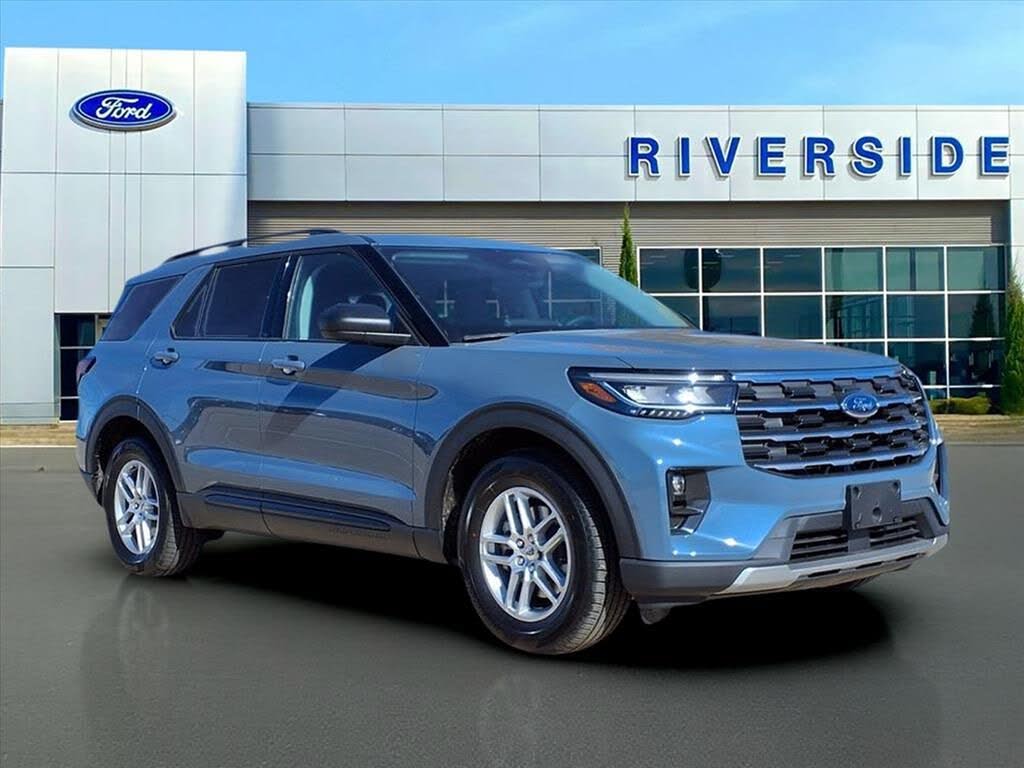 2026 Ford Explorer Active RWD