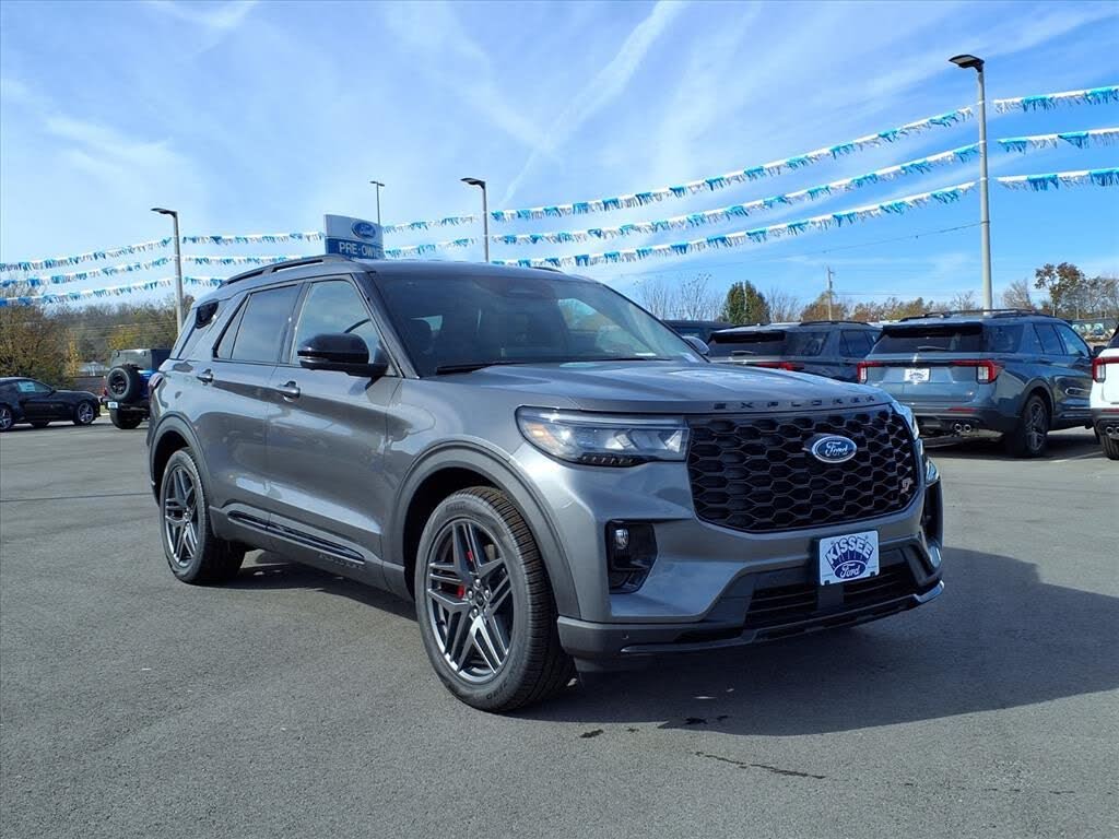 2026 Ford Explorer ST AWD