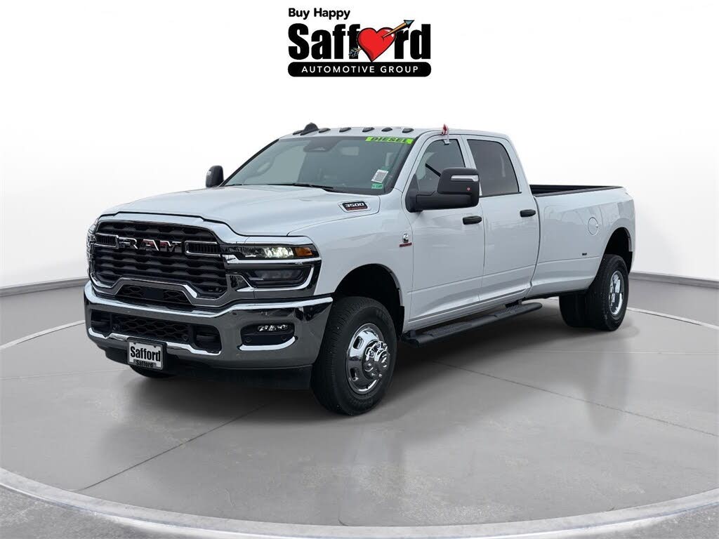 2026 RAM 3500 Tradesman Crew Cab LB DRW 4WD