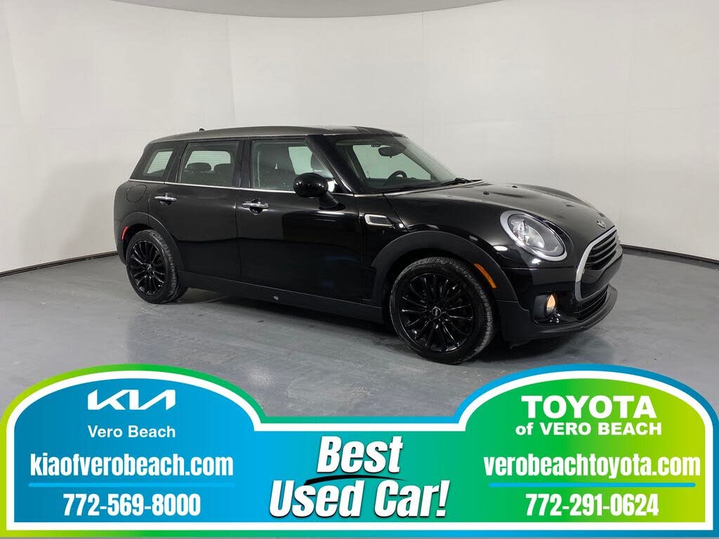2017 MINI Cooper Clubman FWD