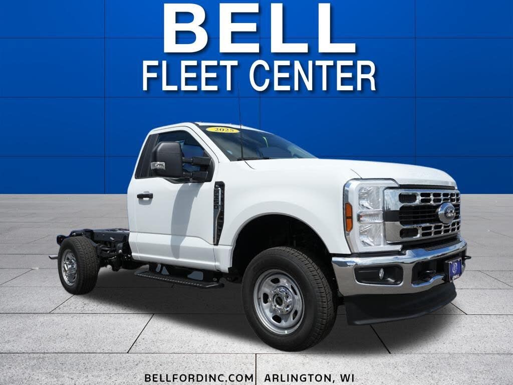 2025 Ford F-350 Super Duty Chassis XL Regular Cab 4WD