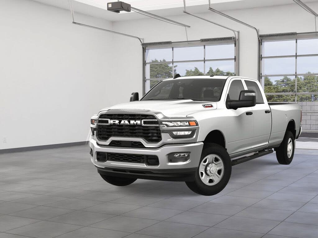 2025 RAM 3500 Tradesman Crew Cab LB 4WD