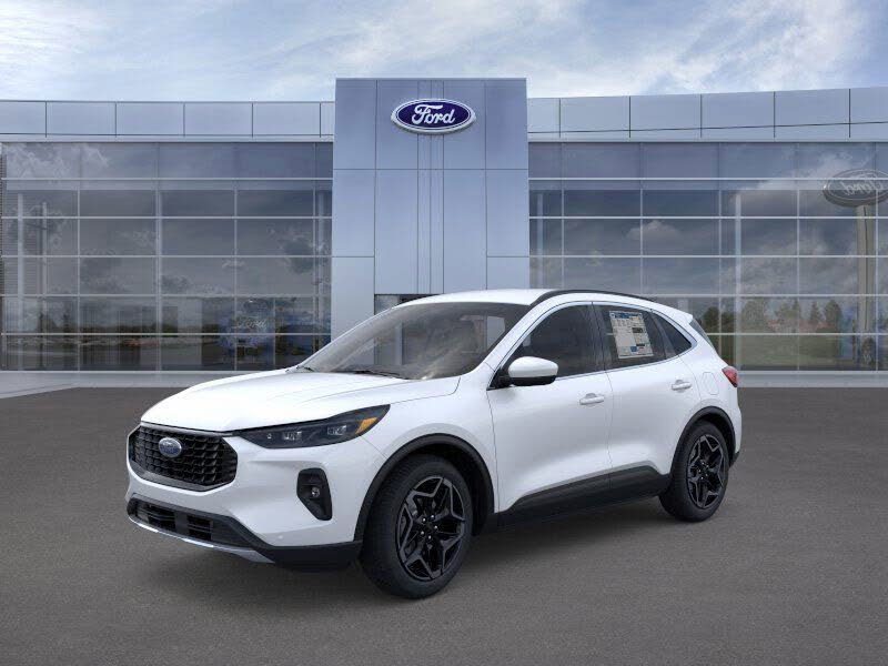 2026 Ford Escape Platinum AWD