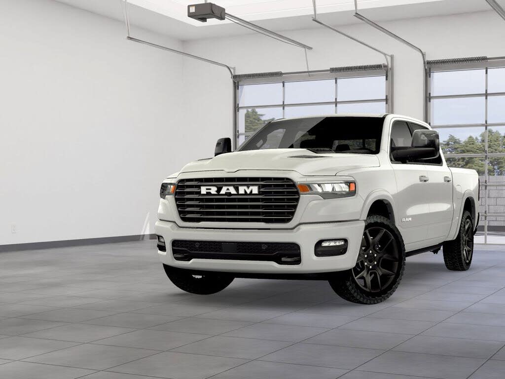 2026 RAM 1500 Laramie Crew Cab 4WD