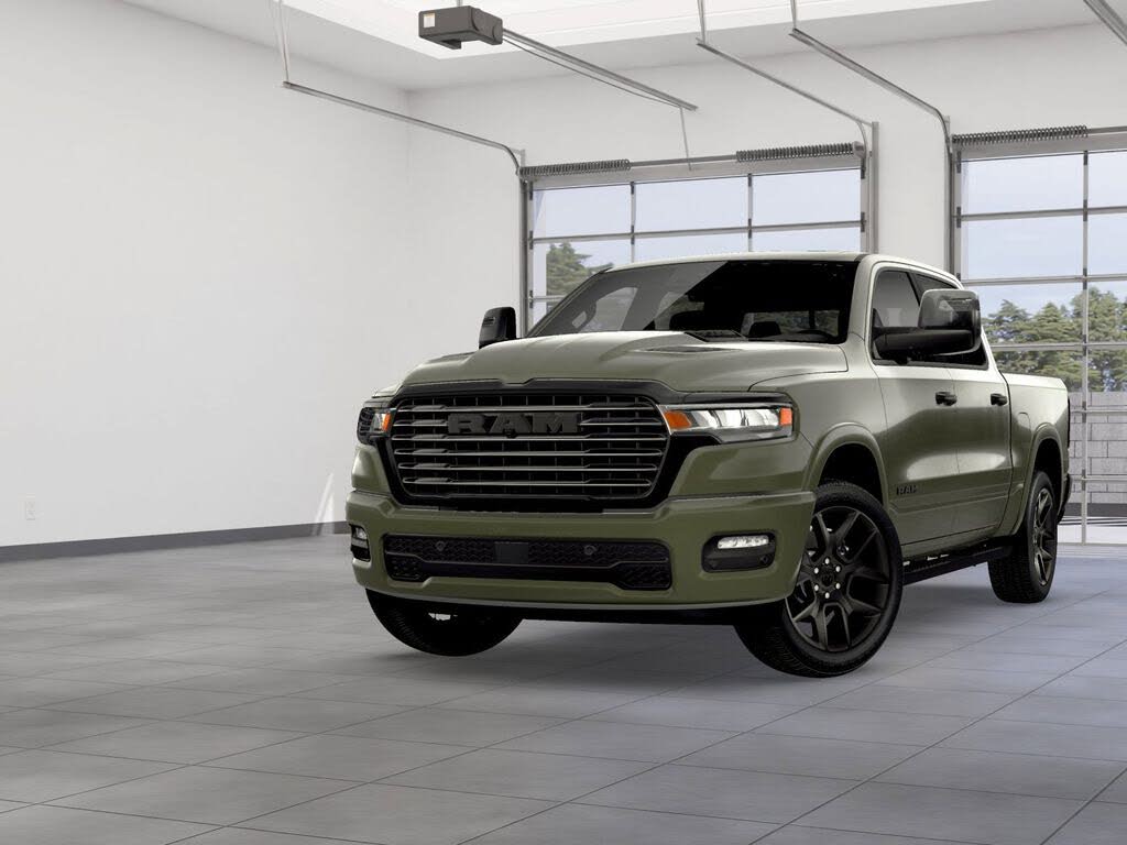 2026 RAM 1500 Laramie Crew Cab 4WD