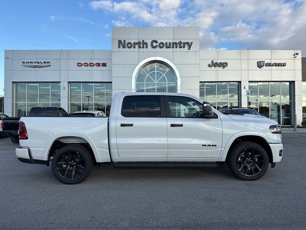 2026 RAM 1500 Laramie Crew Cab 4WD