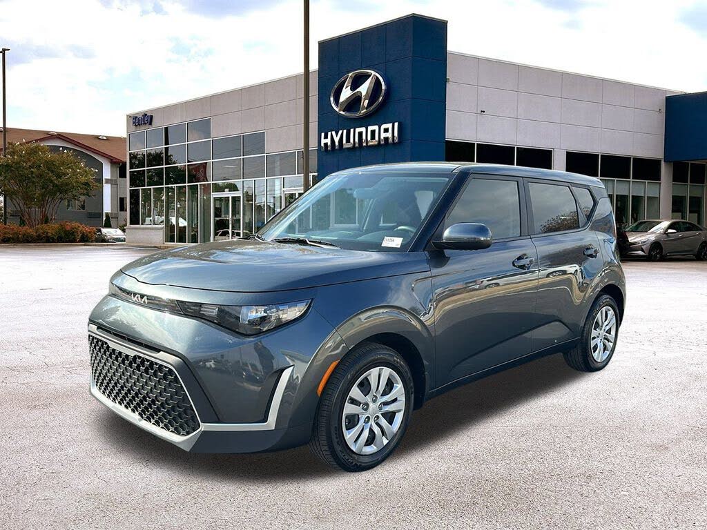 2023 Kia Soul LX FWD
