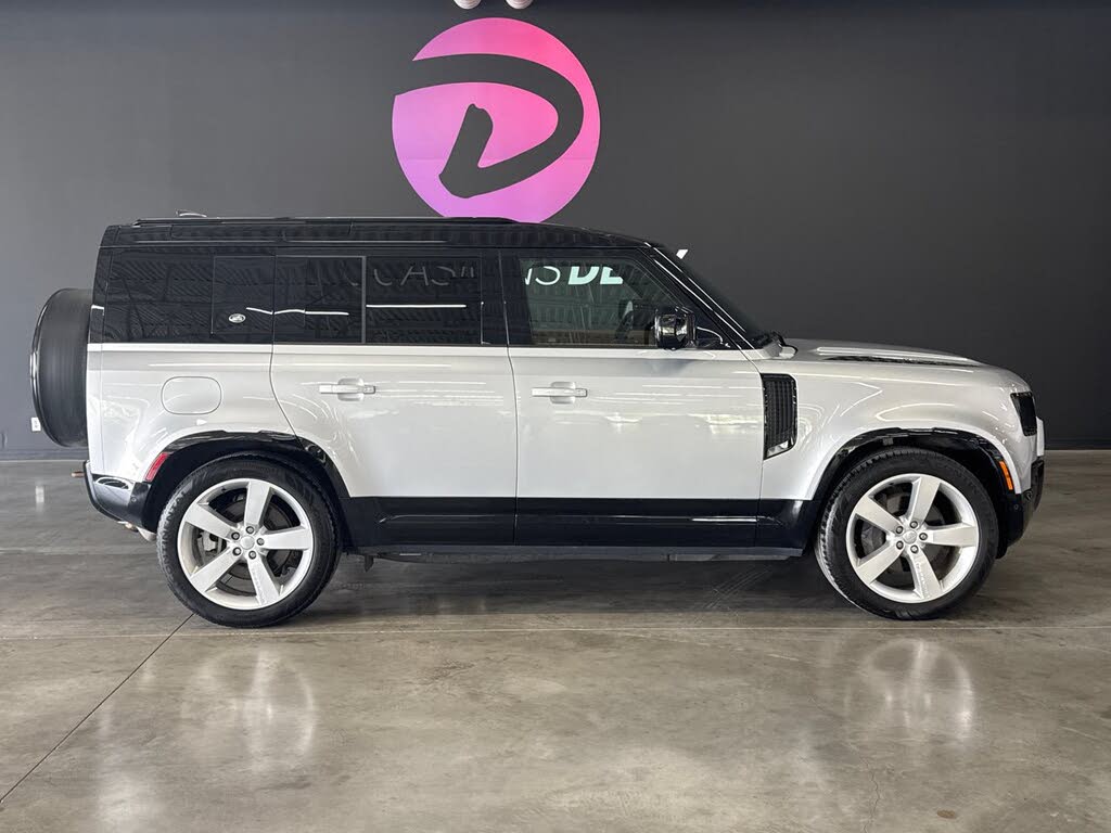 2023 Land Rover Defender 110 X-Dynamic SE AWD