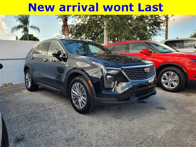 2025 Cadillac XT4 Premium Luxury FWD