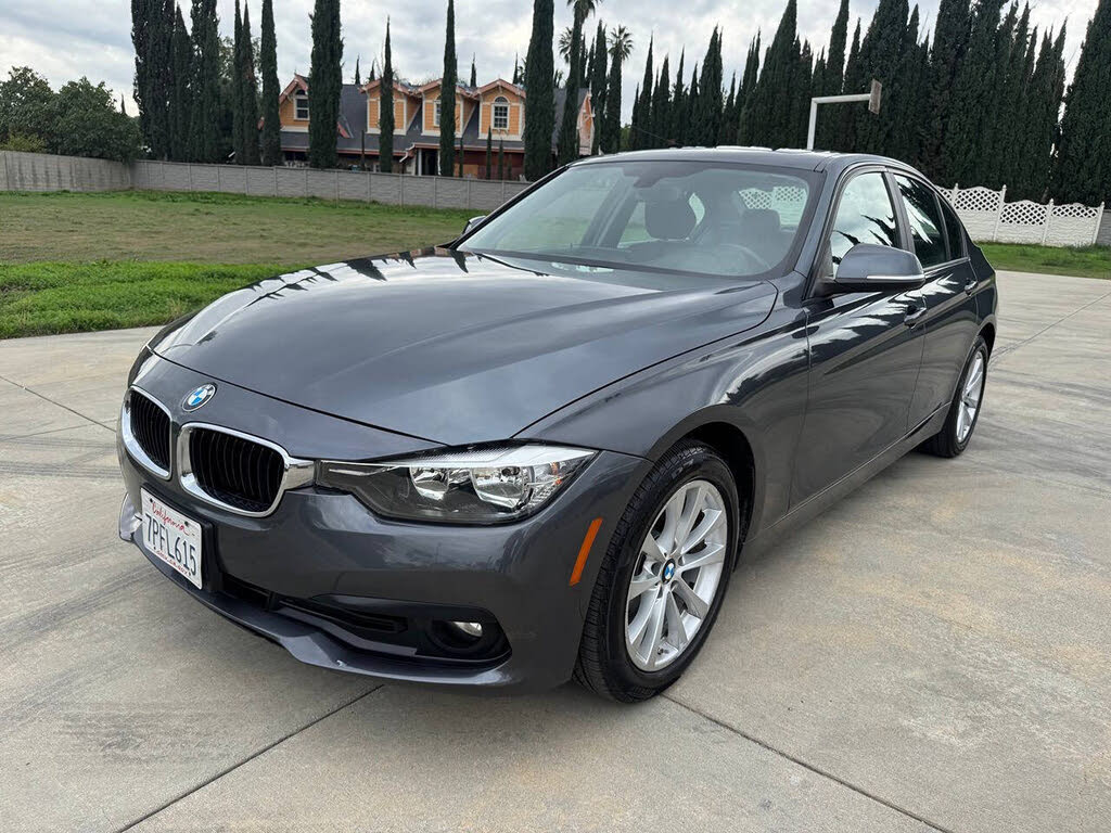 2016 BMW 3 Series 320i Sedan RWD