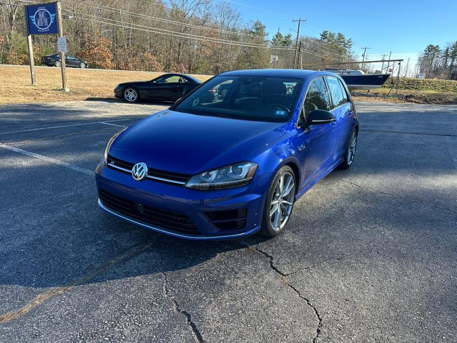2017 Volkswagen Golf R 4-Door AWD with DCC and Navigation
