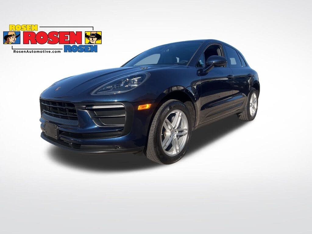 2022 Porsche Macan AWD