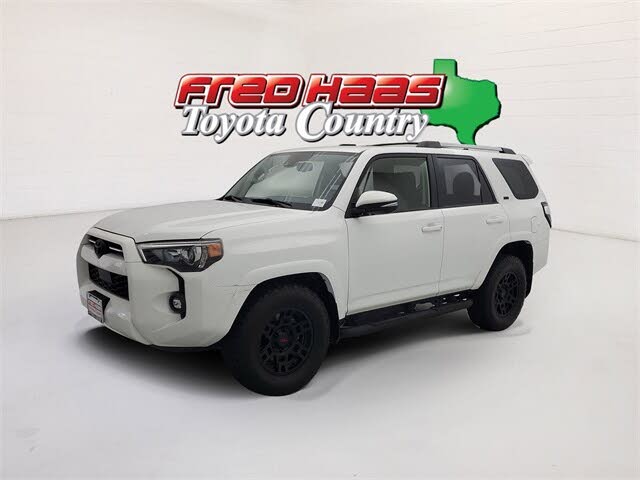 2024 Toyota 4Runner SR5 Premium RWD