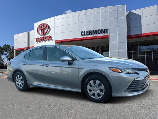 2024 Toyota Camry Hybrid LE FWD