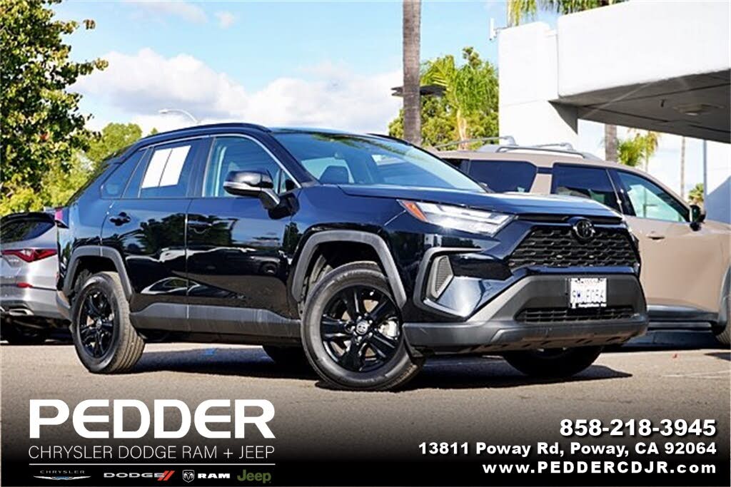 2024 Toyota RAV4 XLE FWD