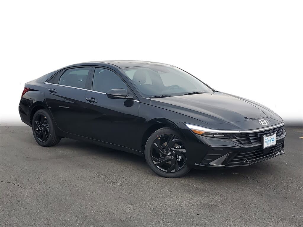 2026 Hyundai Elantra SEL Sport Premium FWD