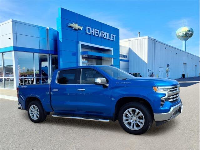 2022 Chevrolet Silverado 1500 LTZ Crew Cab 4WD