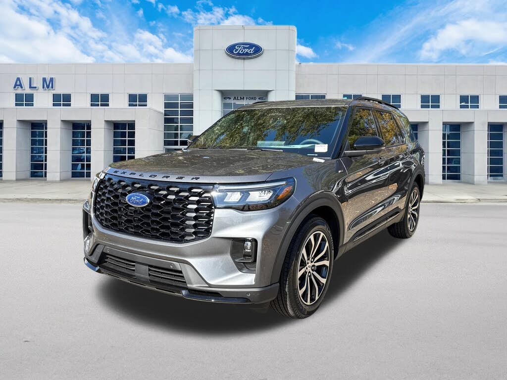 2026 Ford Explorer ST-Line RWD