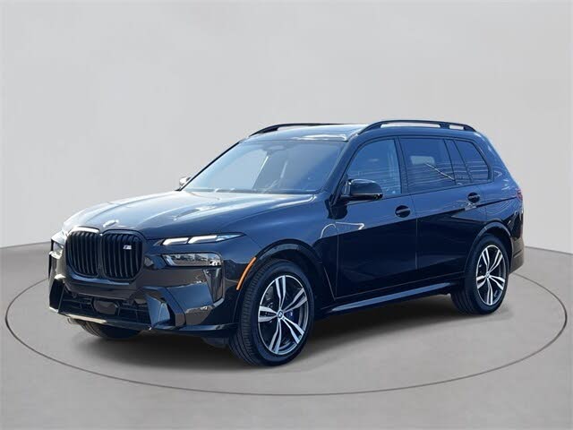 2023 BMW X7 M60i AWD
