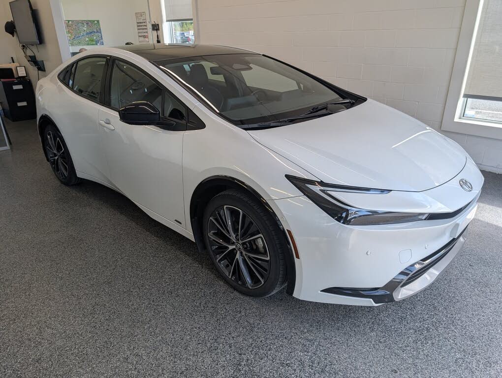 2023 Toyota Prius Limited AWD