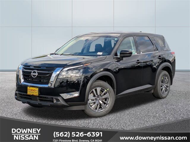 2025 Nissan Pathfinder S FWD