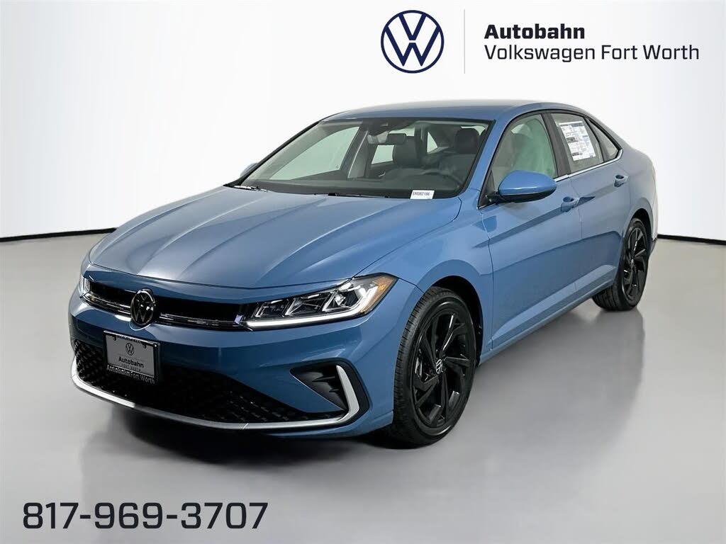 2025 Volkswagen Jetta SE FWD