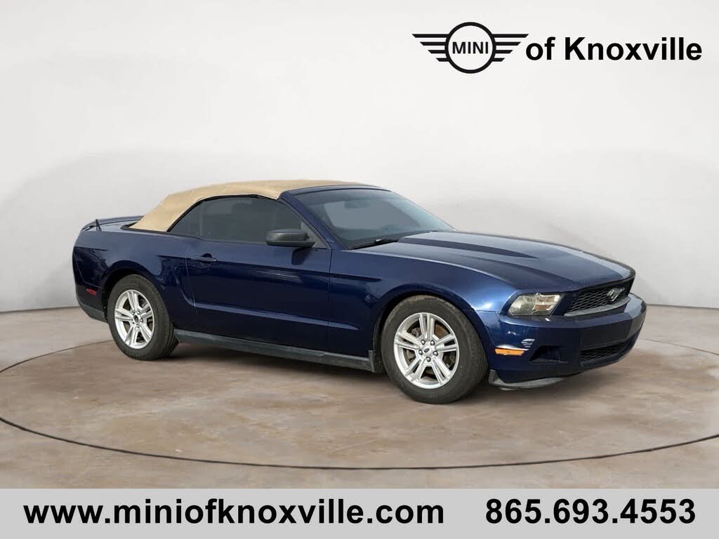 2012 Ford Mustang V6 Convertible RWD