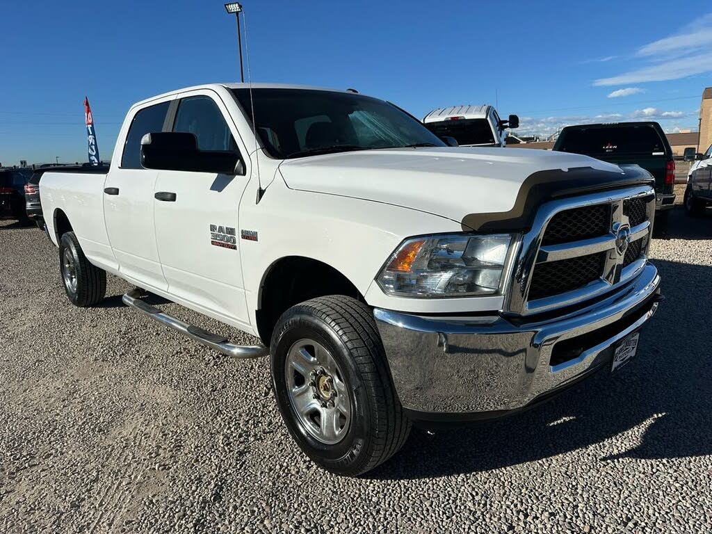 2017 RAM 3500 SLT Crew Cab LB 4WD