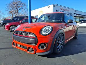 MINI Cooper John Cooper Works 2-Door Hatchback FWD