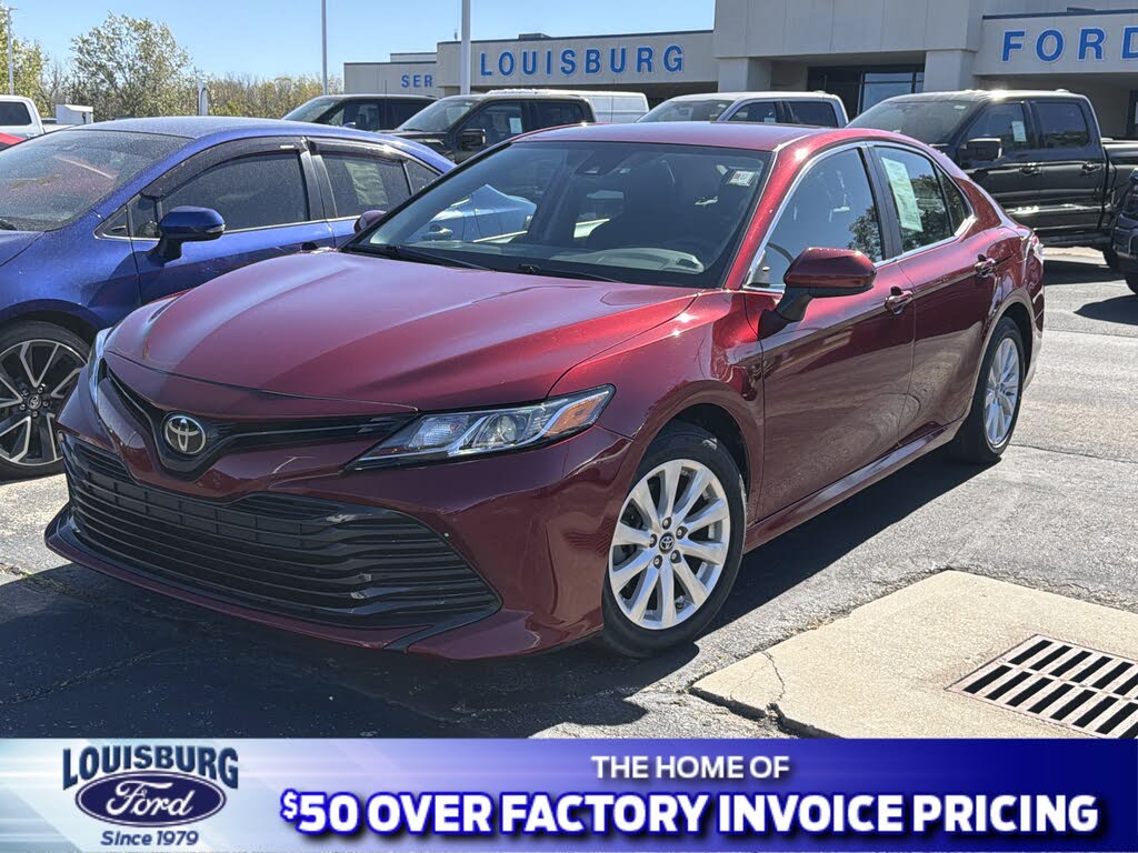 2019 Toyota Camry LE FWD