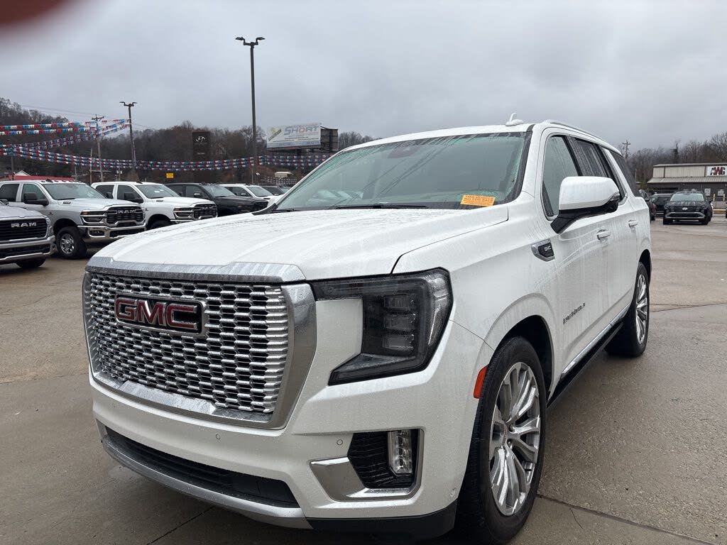 2023 GMC Yukon Denali 4WD