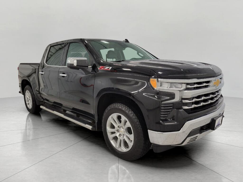 2024 Chevrolet Silverado 1500 LTZ Crew Cab 4WD