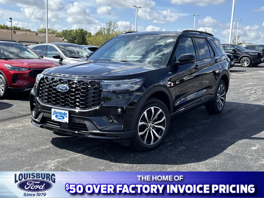 2025 Ford Explorer ST-Line AWD