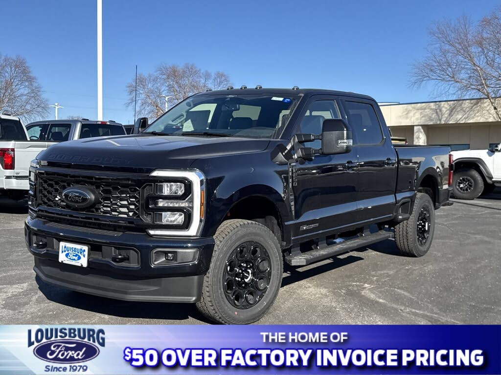 2025 Ford F-250 Super Duty Lariat Crew Cab 4WD