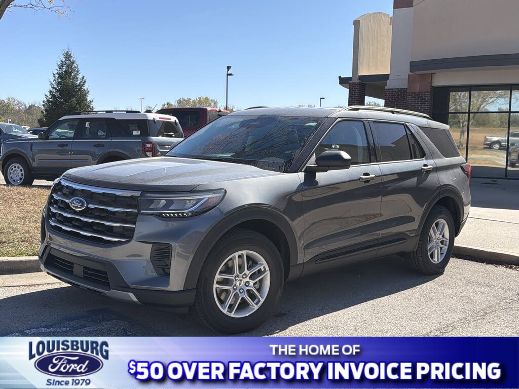 2026 Ford Explorer Active AWD