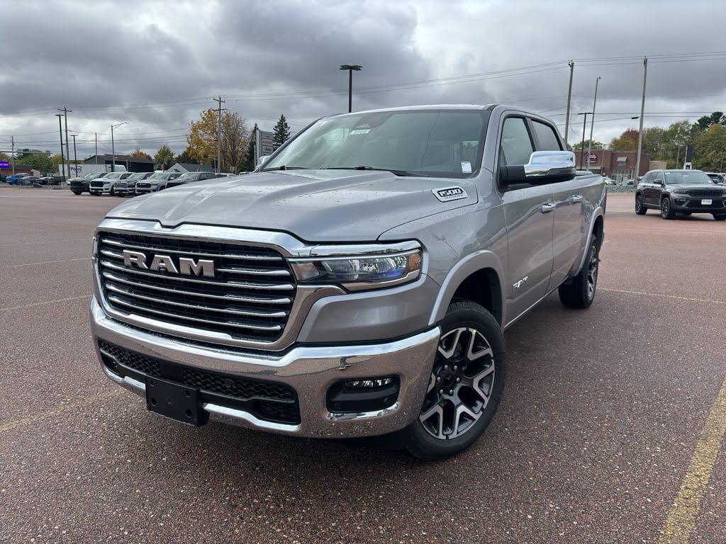 2026 RAM 1500 Laramie Crew Cab 4WD