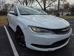 Chrysler 200 S Sedan FWD