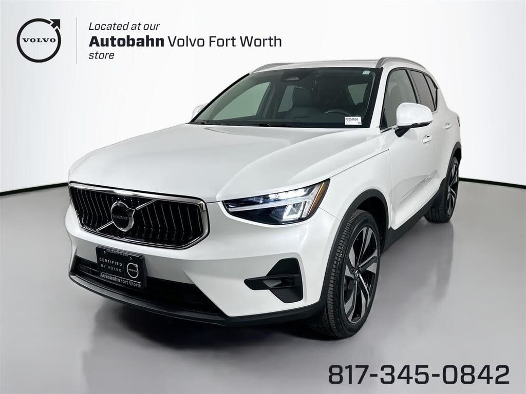2023 Volvo XC40 B5 Plus Bright Theme AWD