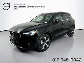 Volvo XC40 B5 Plus Bright Theme AWD