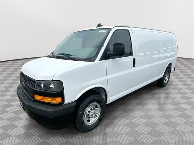 2025 Chevrolet Express Cargo 3500 RWD