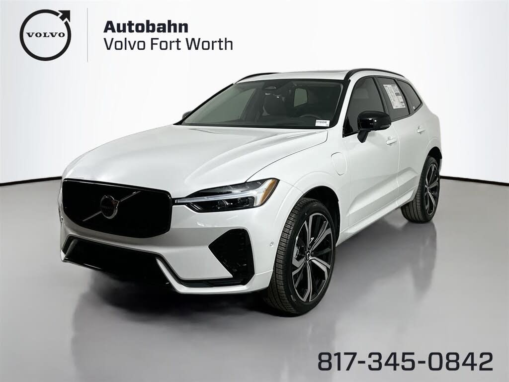 2025 Volvo XC60 Recharge T8 Ultra Dark Theme eAWD