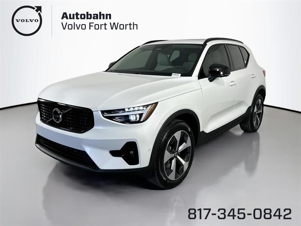 2026 Volvo XC40 B5 Plus AWD